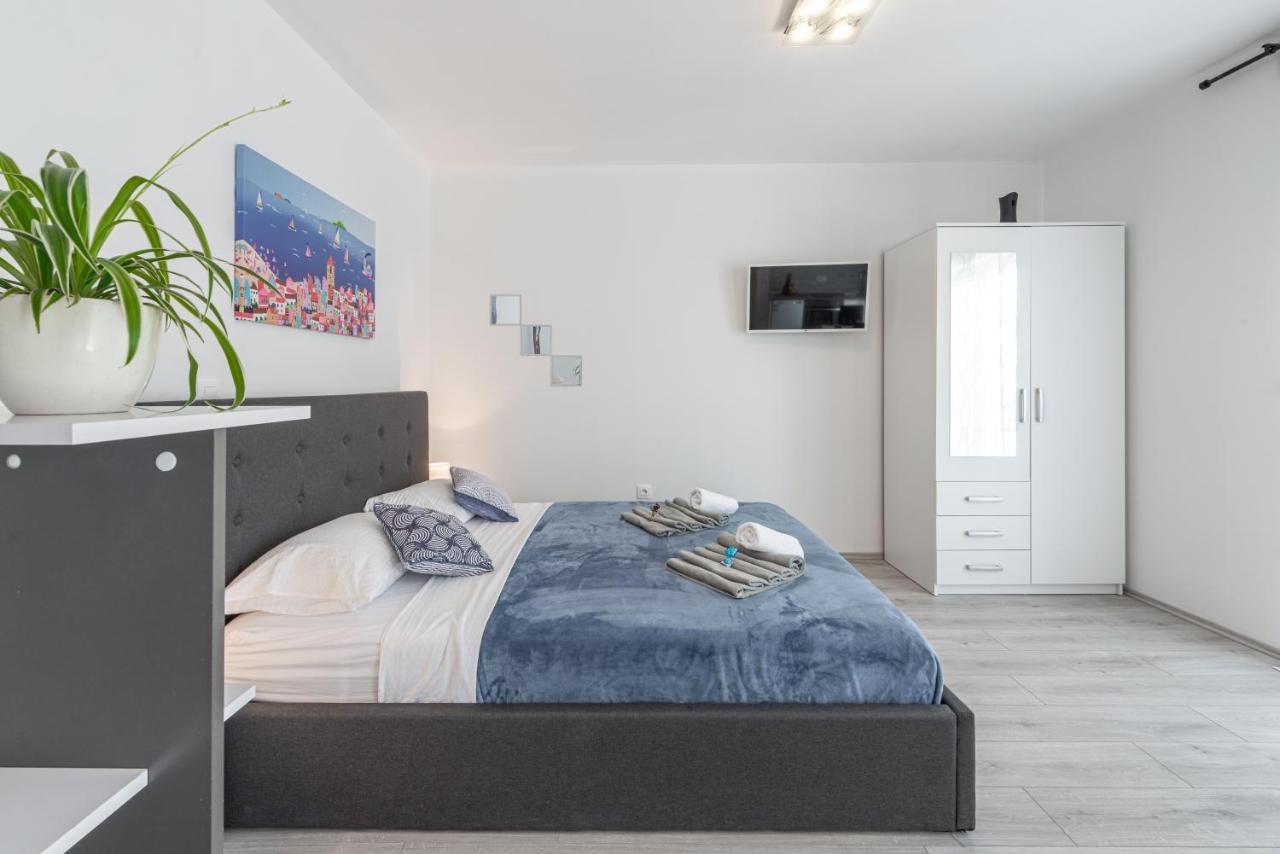Apartment Joyful Place دوبروفينك المظهر الخارجي الصورة